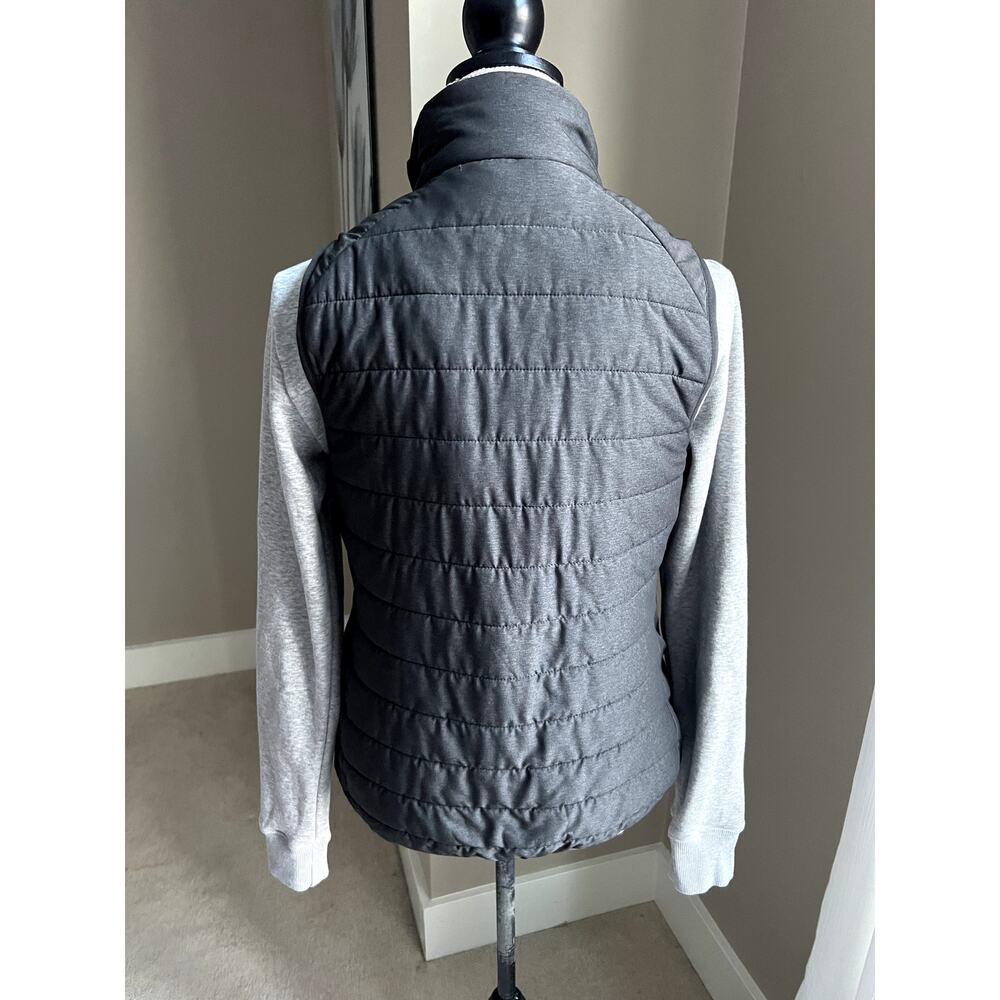 Vineyard Vines Performance gray puffer vest jacket size S - Picture 5 of 5